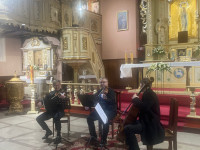 KONCERT - J. S. BACH, WARIACJE GOLDBERGOWSKIE NA SMYCZKI